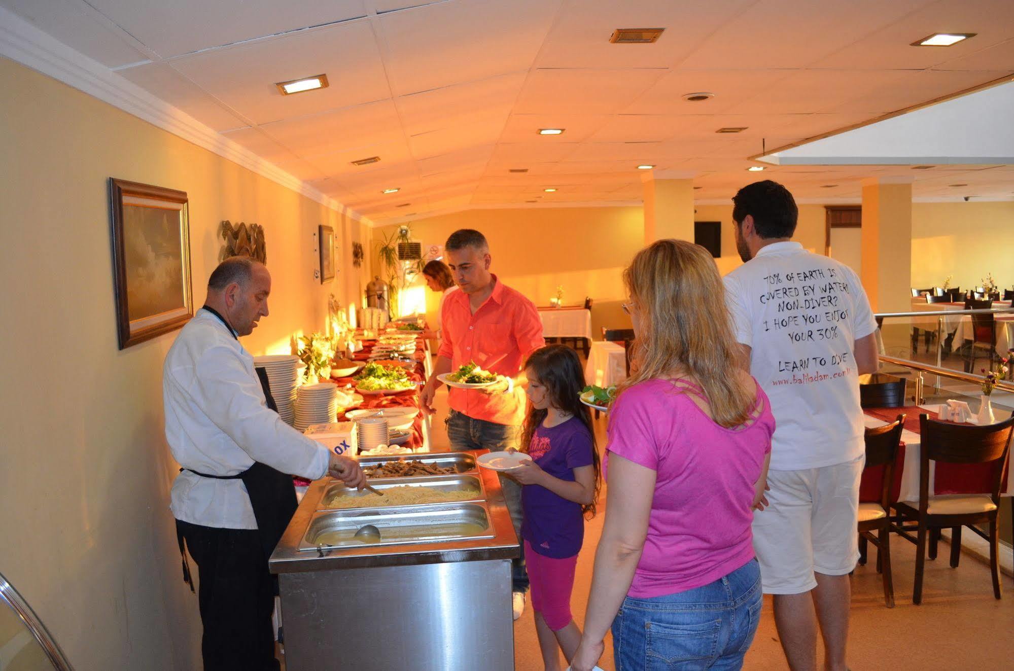 Ayvalik Palas Hotel المظهر الخارجي الصورة