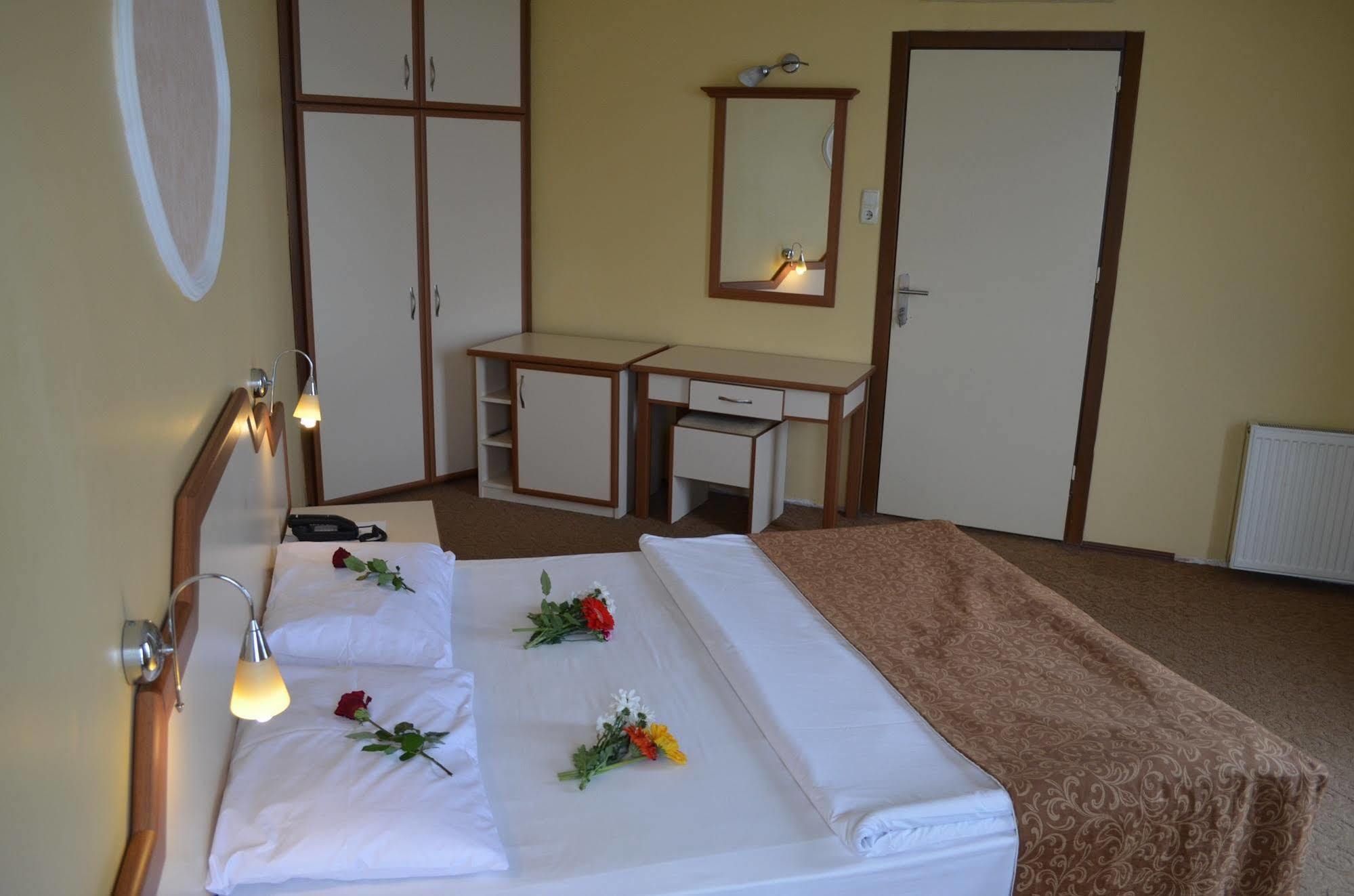 Ayvalik Palas Hotel المظهر الخارجي الصورة